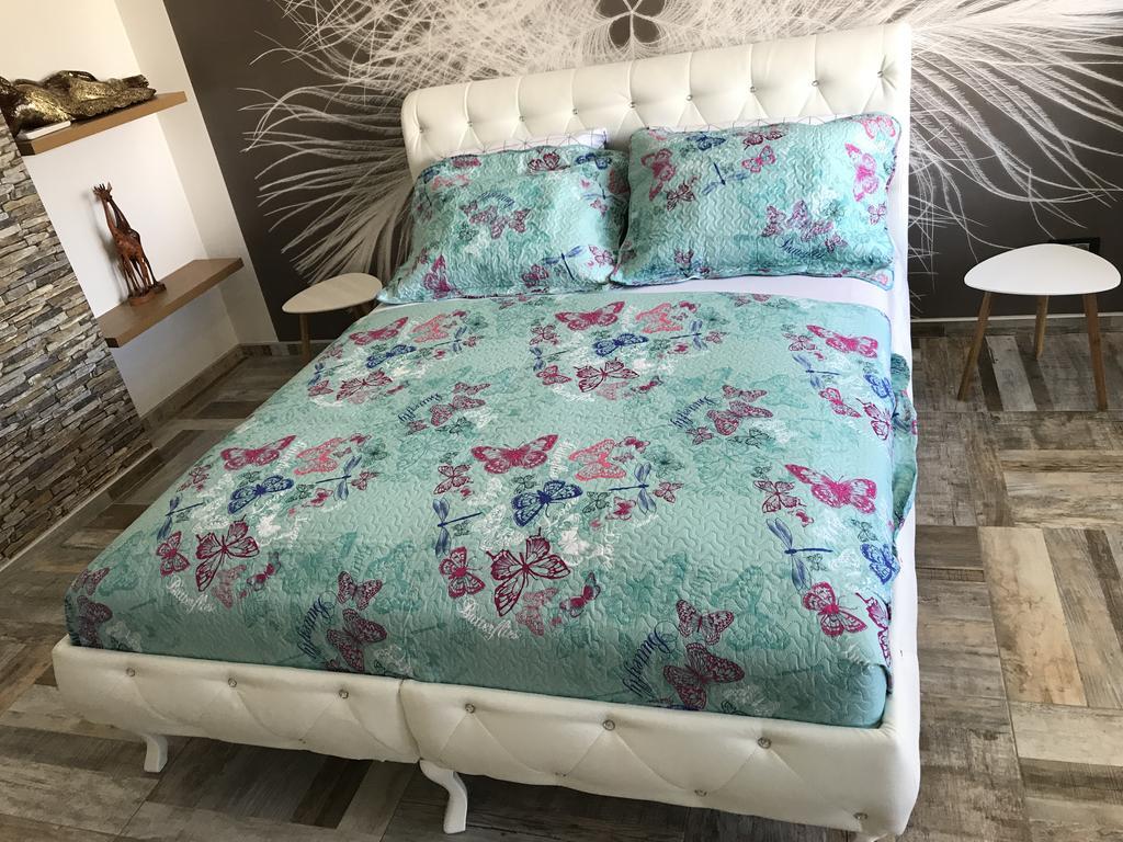 Apartment Ajla Tuzla Ngoại thất bức ảnh