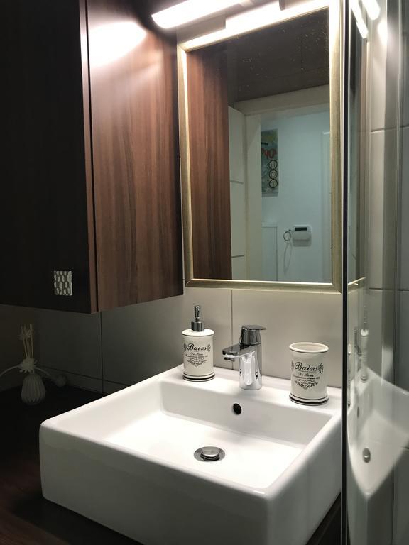 Apartment Ajla Tuzla Ngoại thất bức ảnh