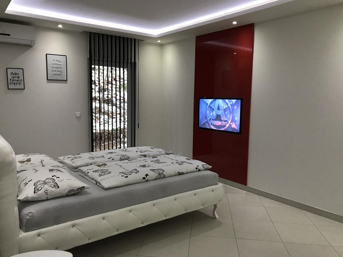 Apartment Ajla Tuzla Ngoại thất bức ảnh