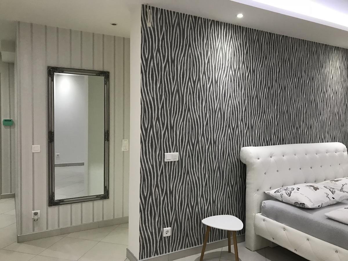 Apartment Ajla Tuzla Ngoại thất bức ảnh