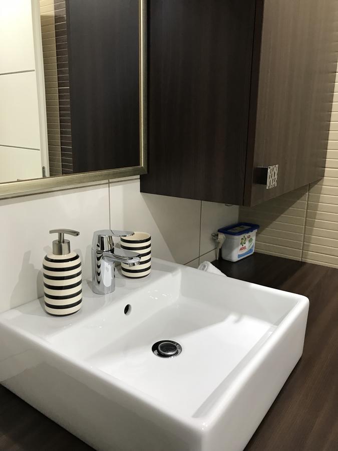 Apartment Ajla Tuzla Ngoại thất bức ảnh
