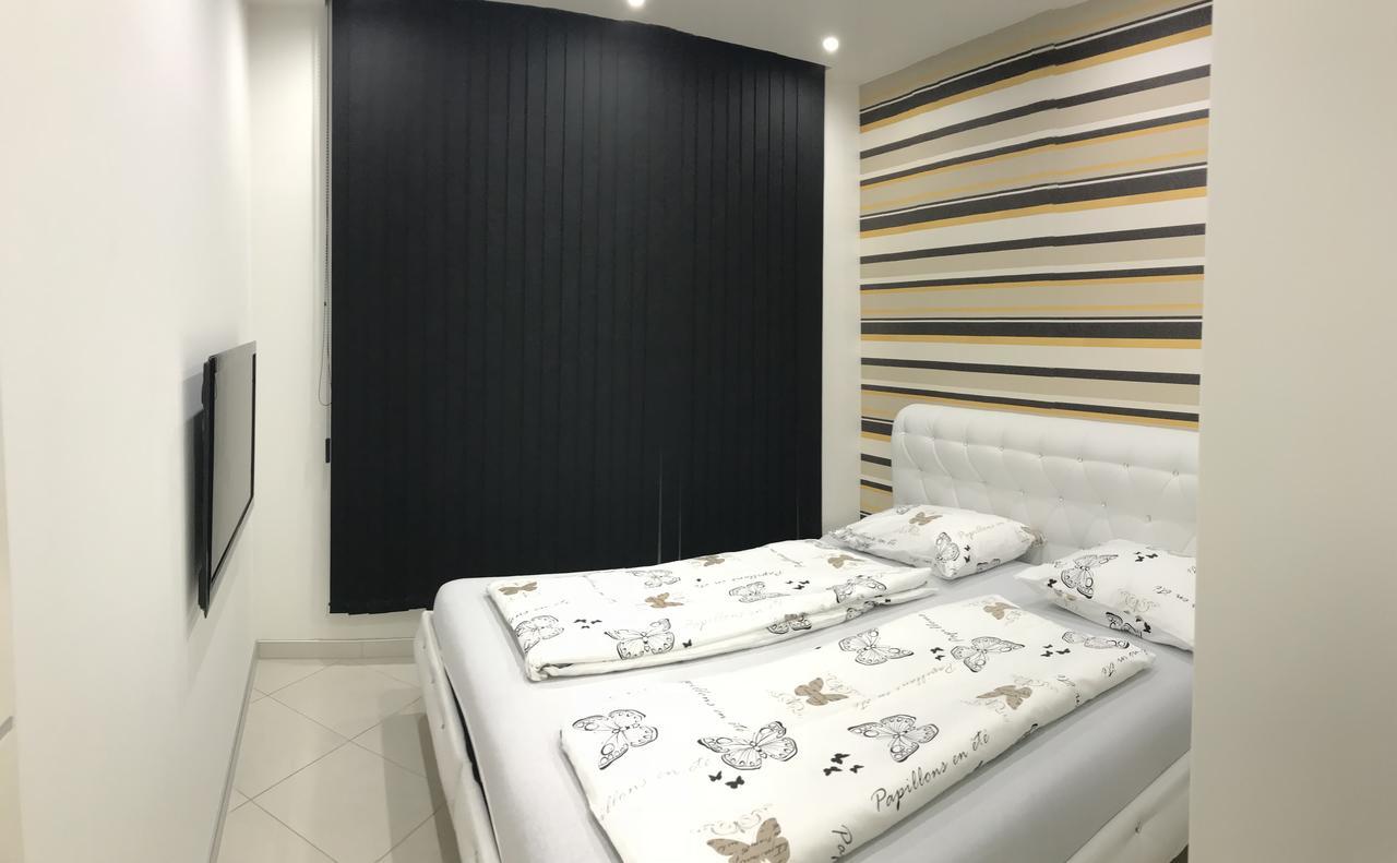 Apartment Ajla Tuzla Ngoại thất bức ảnh