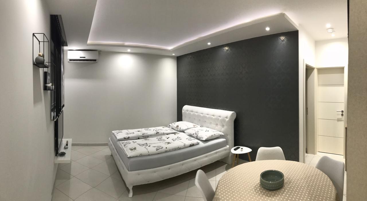Apartment Ajla Tuzla Ngoại thất bức ảnh