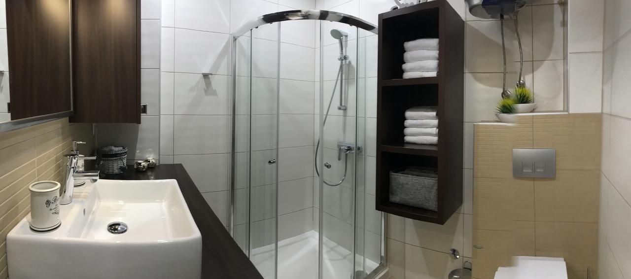 Apartment Ajla Tuzla Ngoại thất bức ảnh